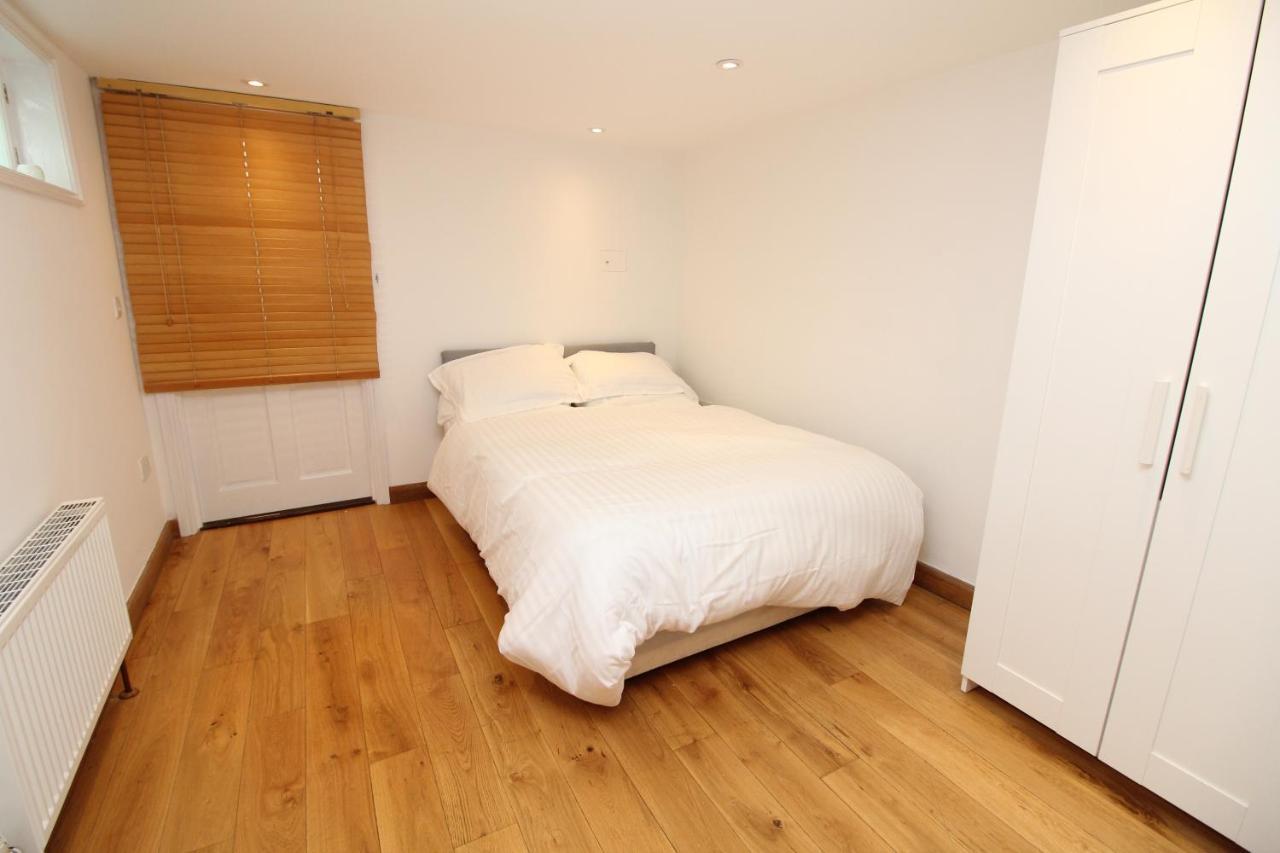 Stunning 2 Bed Flat In Fulham Appartamento Londra Esterno foto